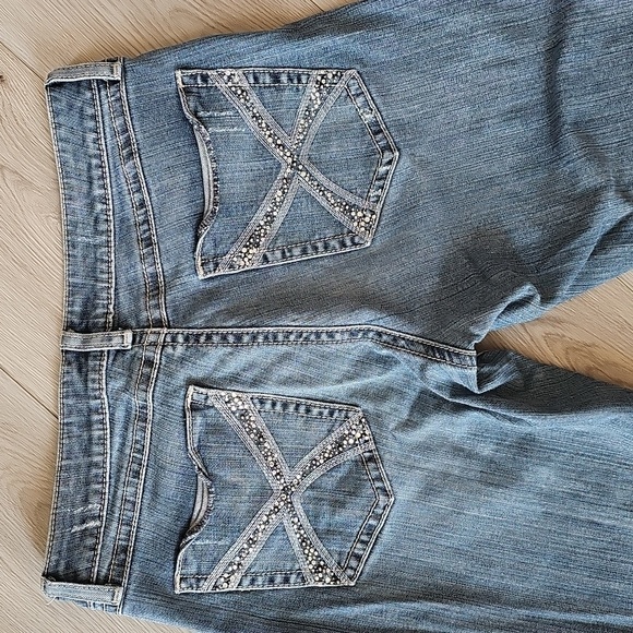 Rock 47 by Wrangler Low Rise Bootcut Jeans, Size 9/10 - Picture 14 of 16